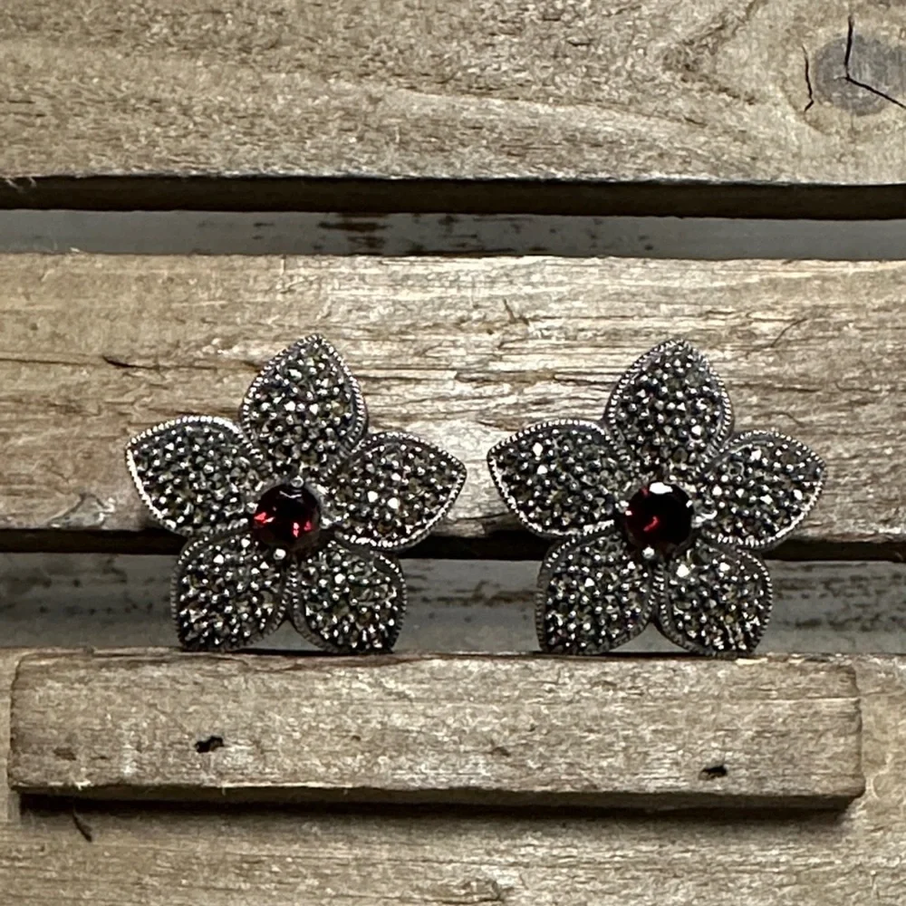 Judith Jack great shape Marcasite pave red garnet crystal rock gemstone earrings - Picture 4 of 10